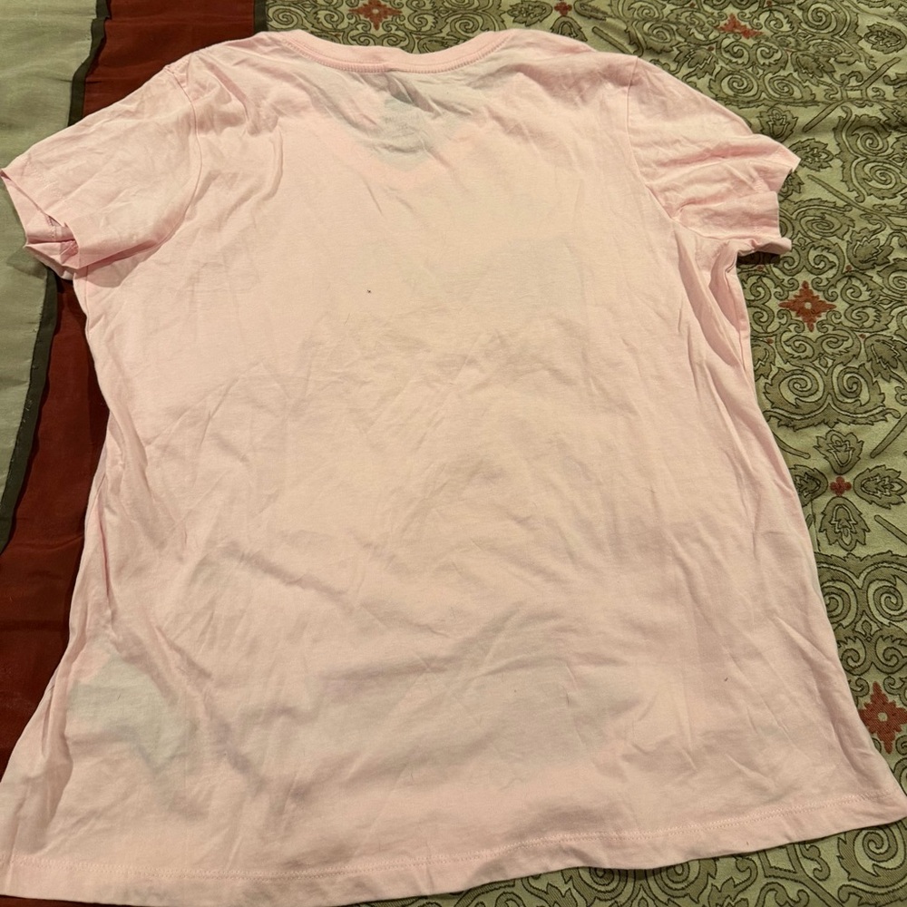 Harley Davidson Pink Wisconsin Museum V-Neck Tee - Women’s 2XL - New with Tags! - Picture 3 of 3